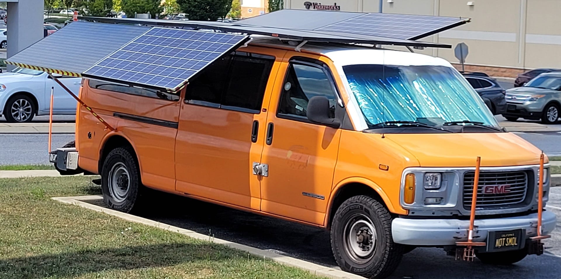 Salvagepunk track day camper van is a 2kw solar generator on wheels